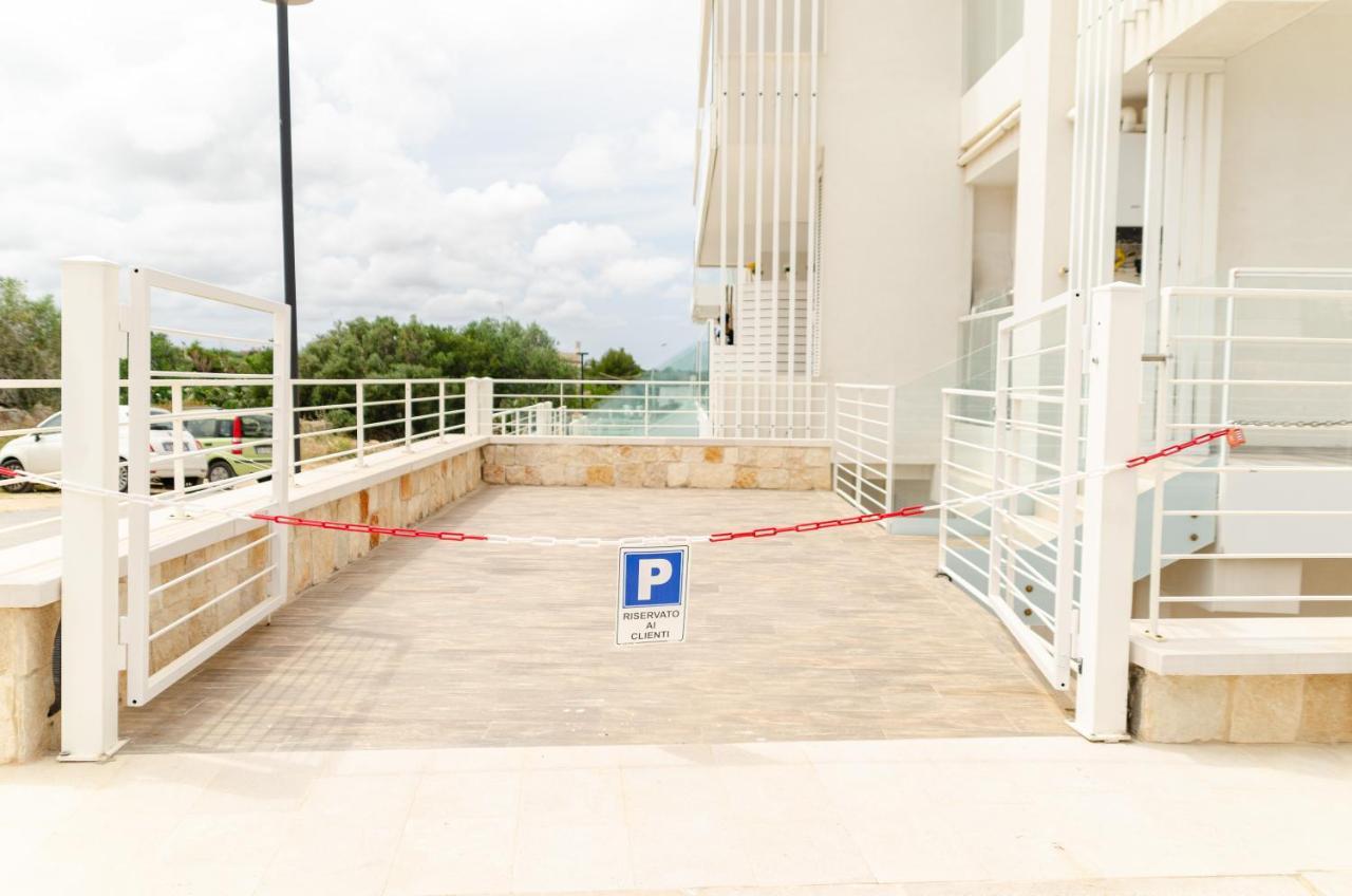 Apulialux Seaview Prestige Apt / Jacuzzi + Parking Apartment Polignano a Mare Exterior photo