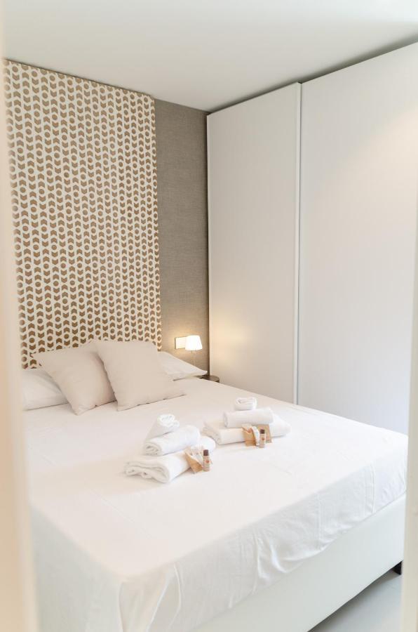 Apulialux Seaview Prestige Apt / Jacuzzi + Parking Apartment Polignano a Mare Exterior photo