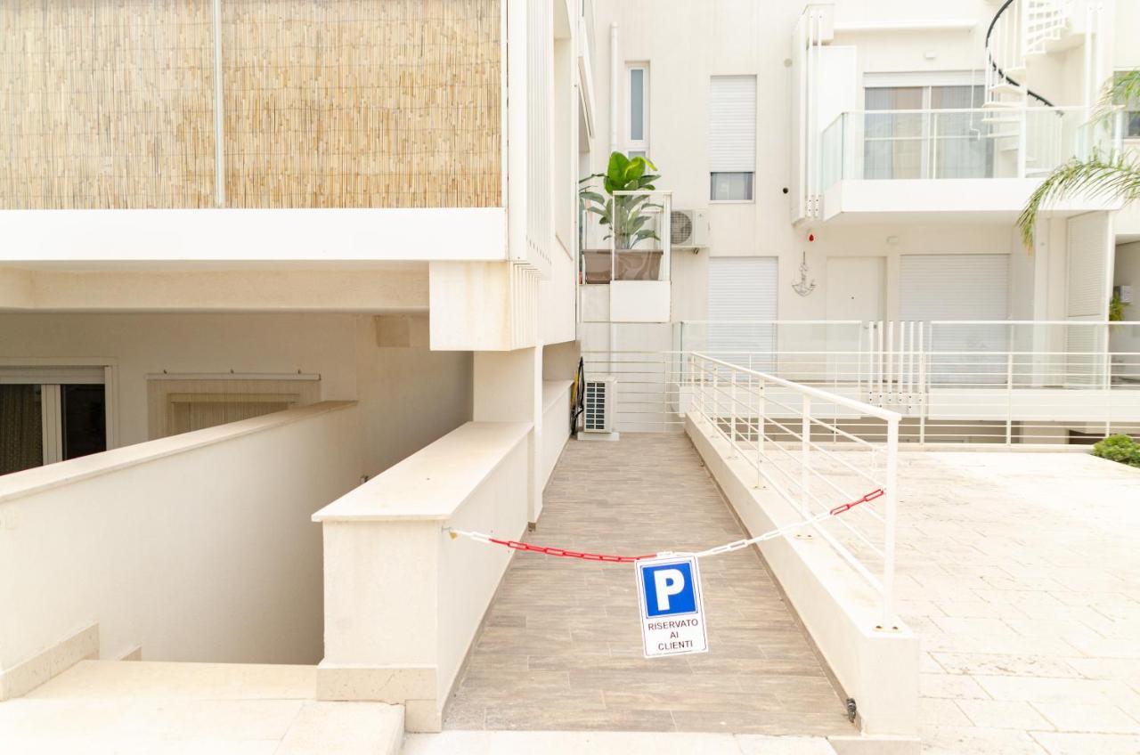 Apulialux Seaview Prestige Apt / Jacuzzi + Parking Apartment Polignano a Mare Exterior photo