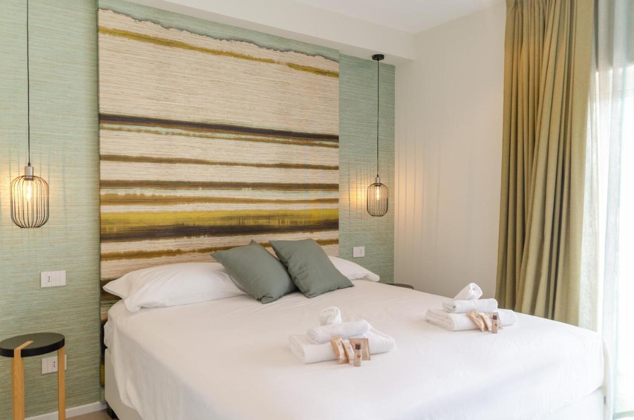 Apulialux Seaview Prestige Apt / Jacuzzi + Parking Apartment Polignano a Mare Exterior photo
